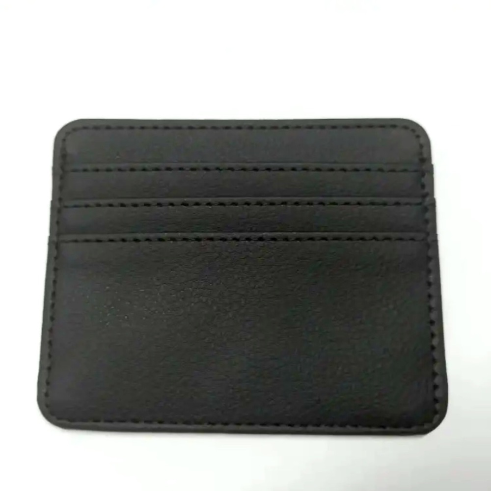 🔴 Minimalist Card Holder!